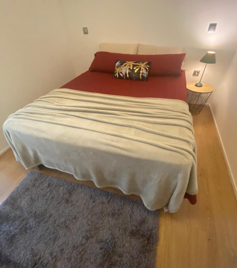 De Frente A 4 Torres, Habitacion Con Bano Hotel Madrid Ngoại thất bức ảnh
