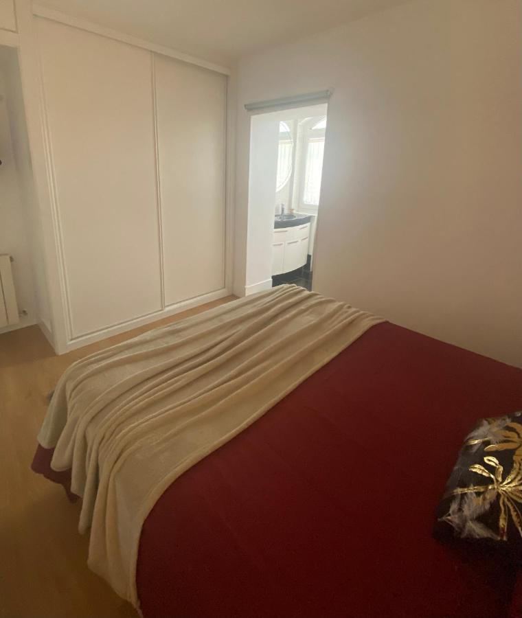 De Frente A 4 Torres, Habitacion Con Bano Hotel Madrid Ngoại thất bức ảnh
