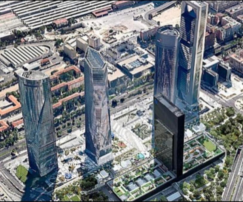 De Frente A 4 Torres, Habitacion Con Bano Hotel Madrid Ngoại thất bức ảnh
